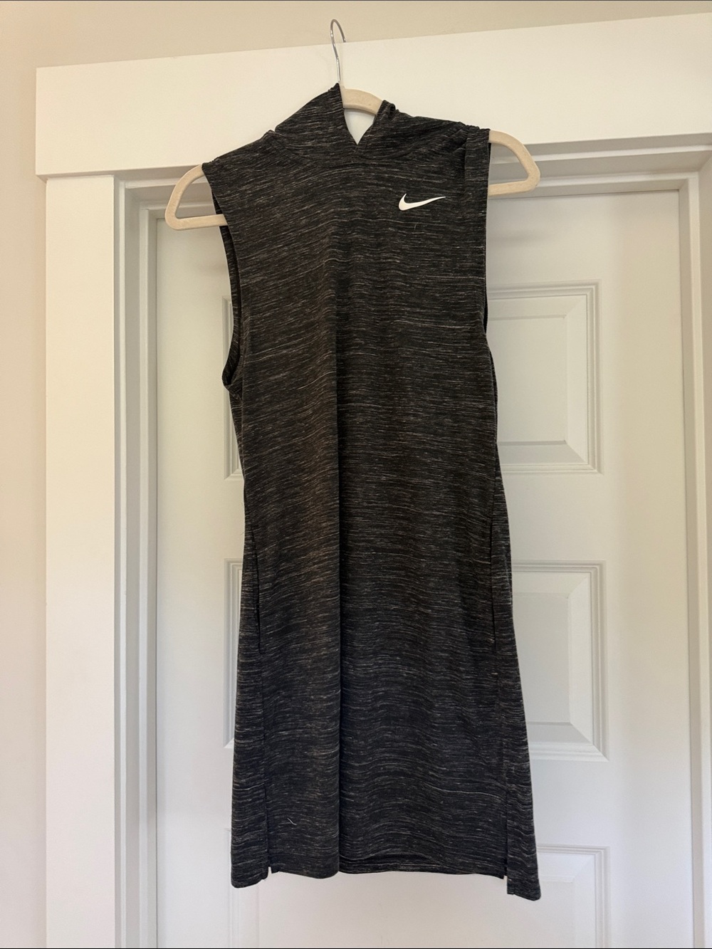 Nike Women’s Sleeveless Hooded Coverup in Charcoal/Black